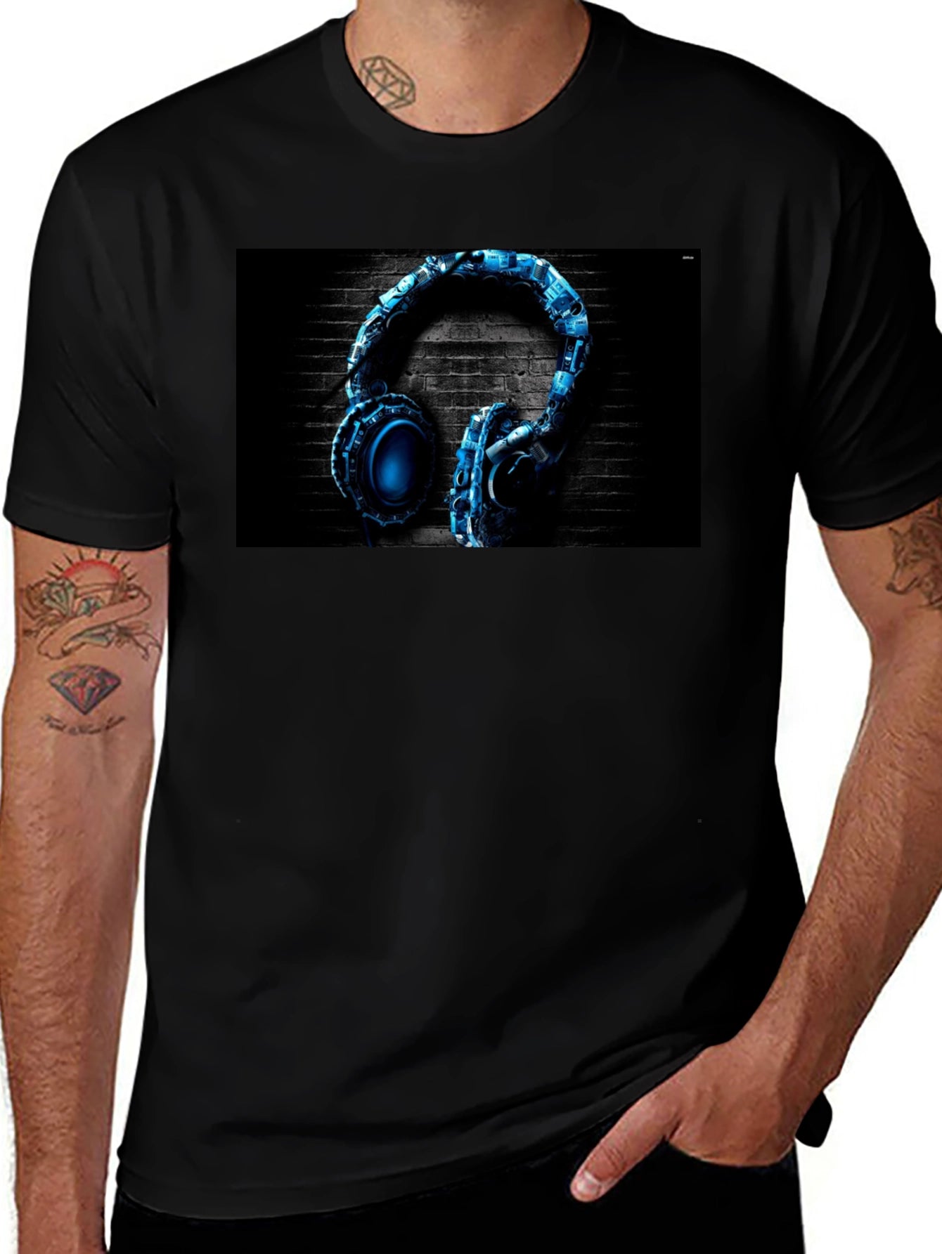 Headphones Graphic T-Shirt - Music Lover Apparel