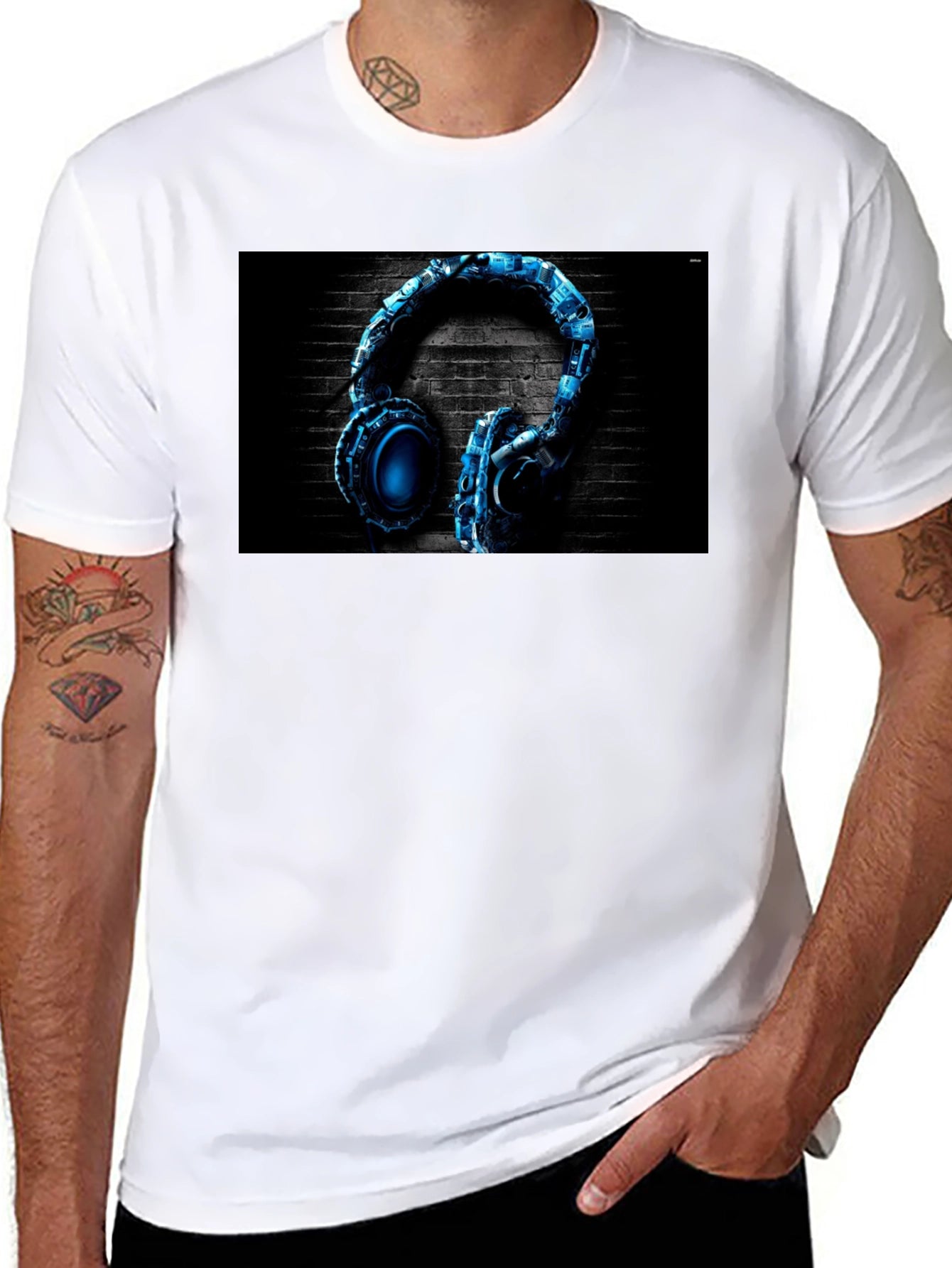 Headphones Graphic T-Shirt - Music Lover Apparel