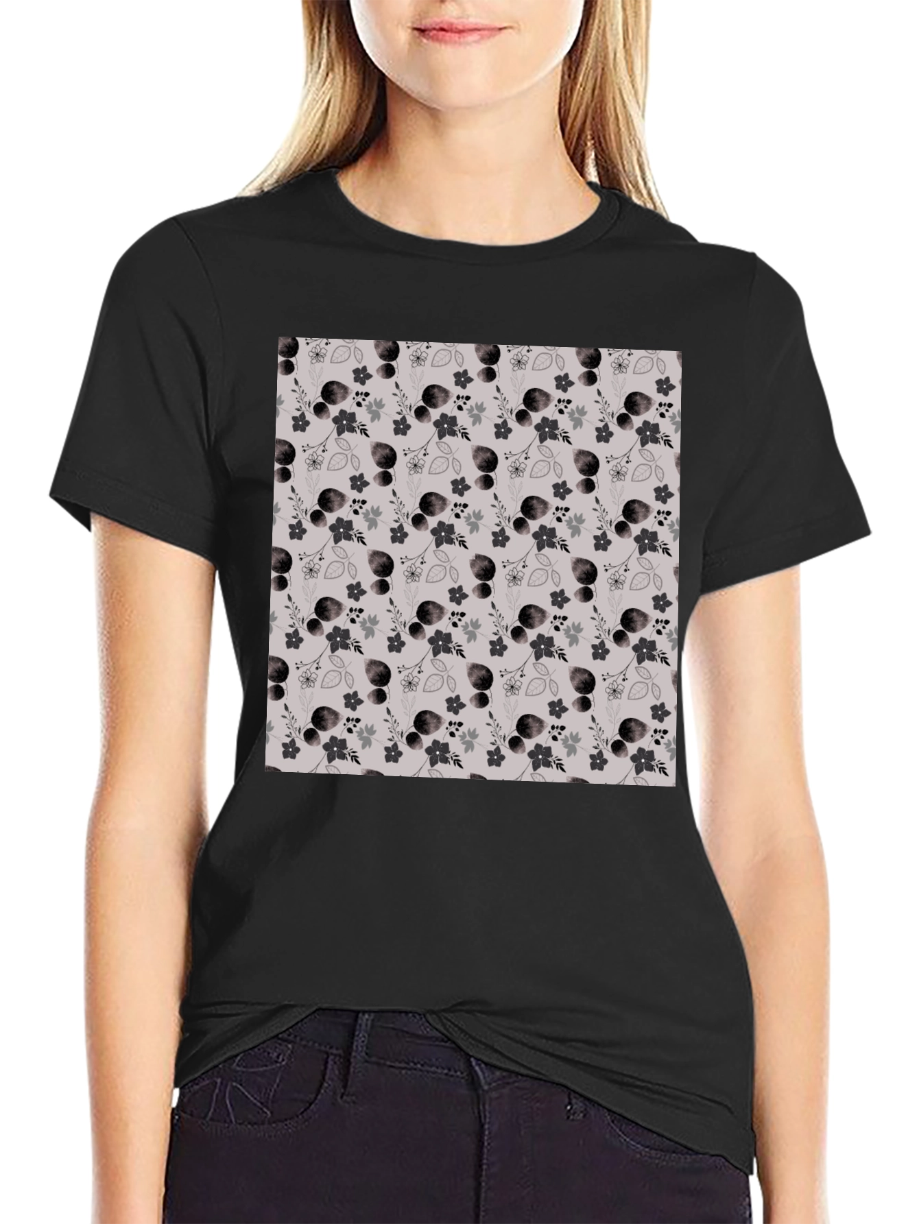 Stylish Floral Patterned Black T-Shirt