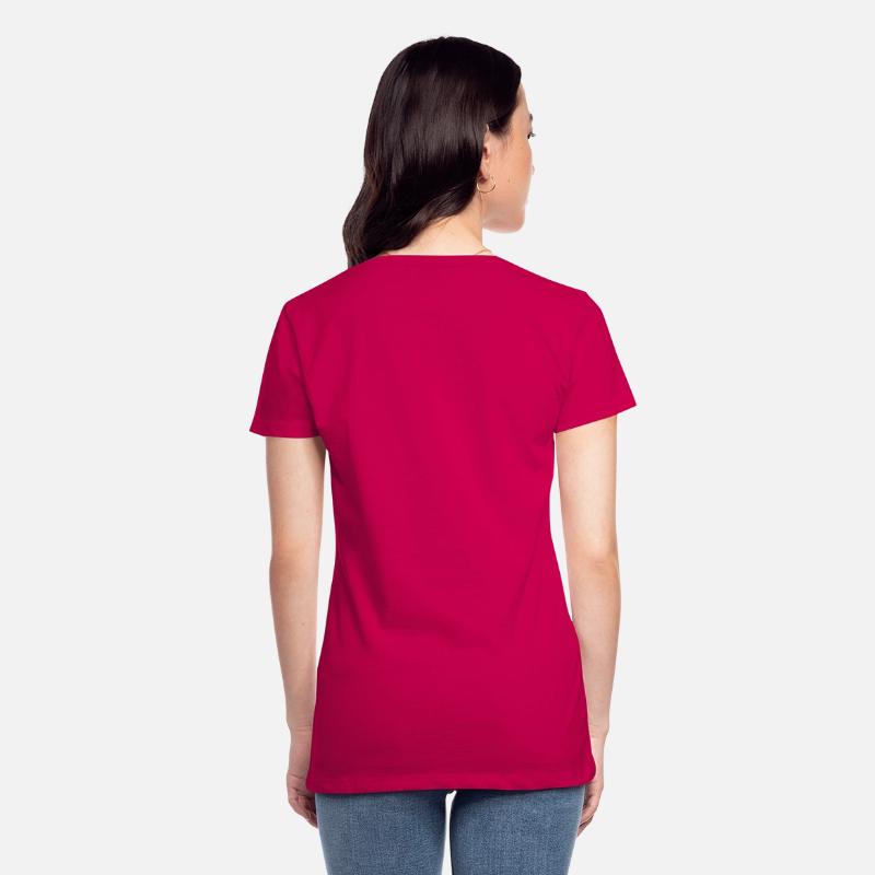 Divine Vibes – Angel Wings Graphic T-Shirt