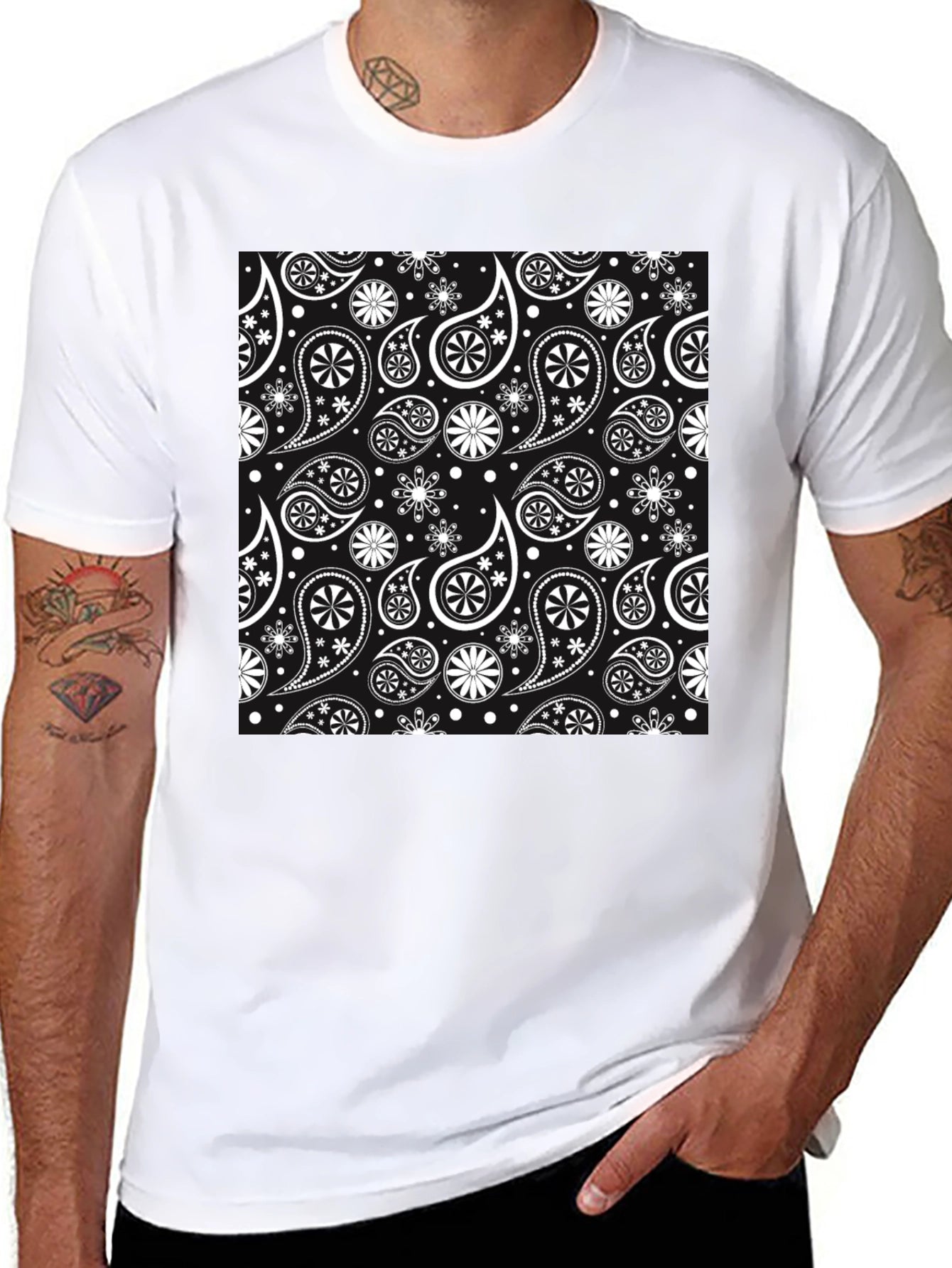 Stylish Paisley Patterned Black T-Shirt
