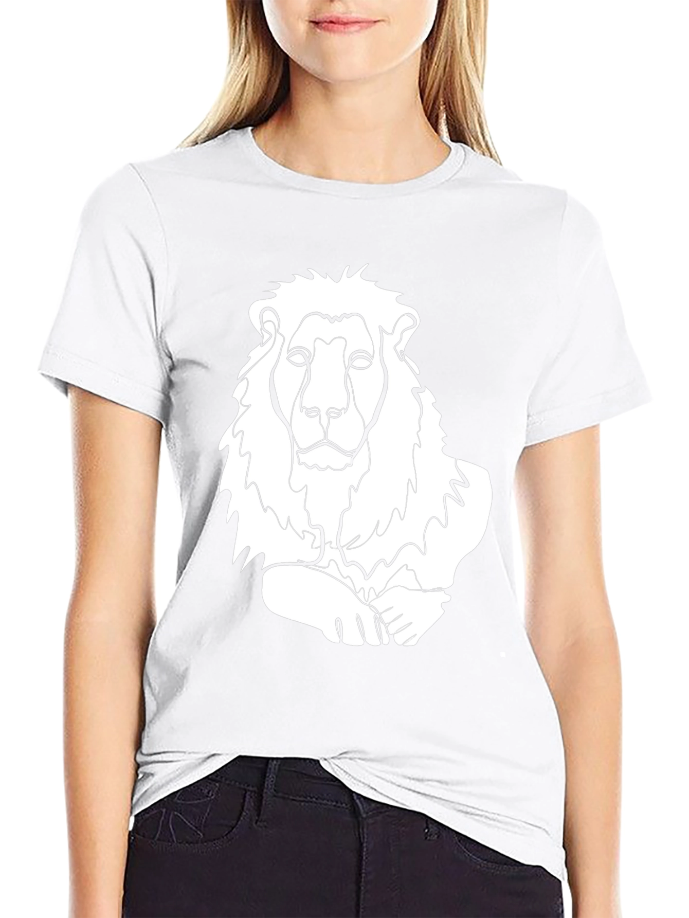 Lion Line Art Graphic Tee - Stylish Casual Wear