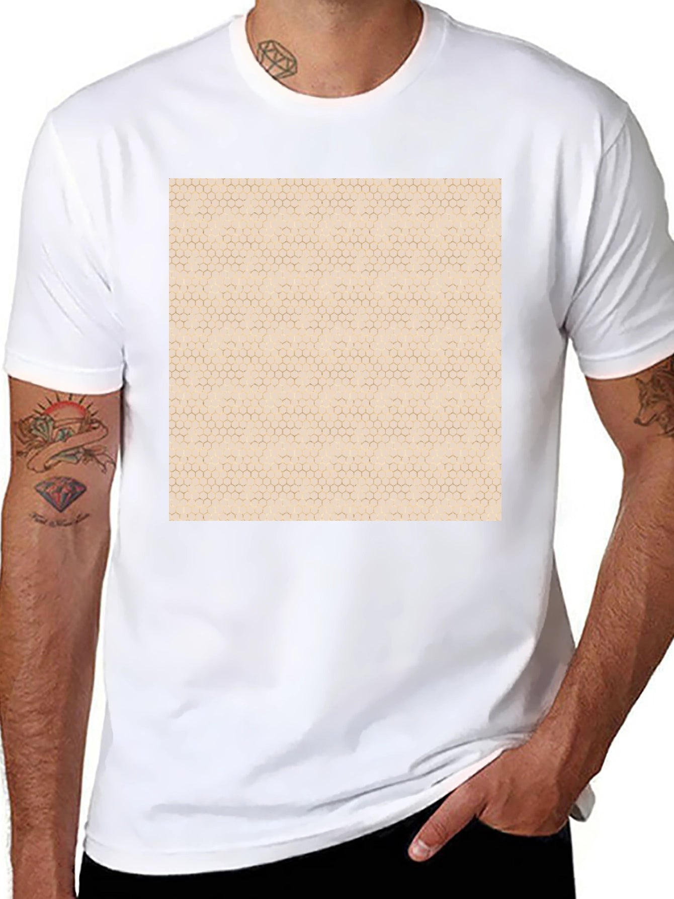 Honeycomb Pattern Graphic Tee - Modern Casual Style