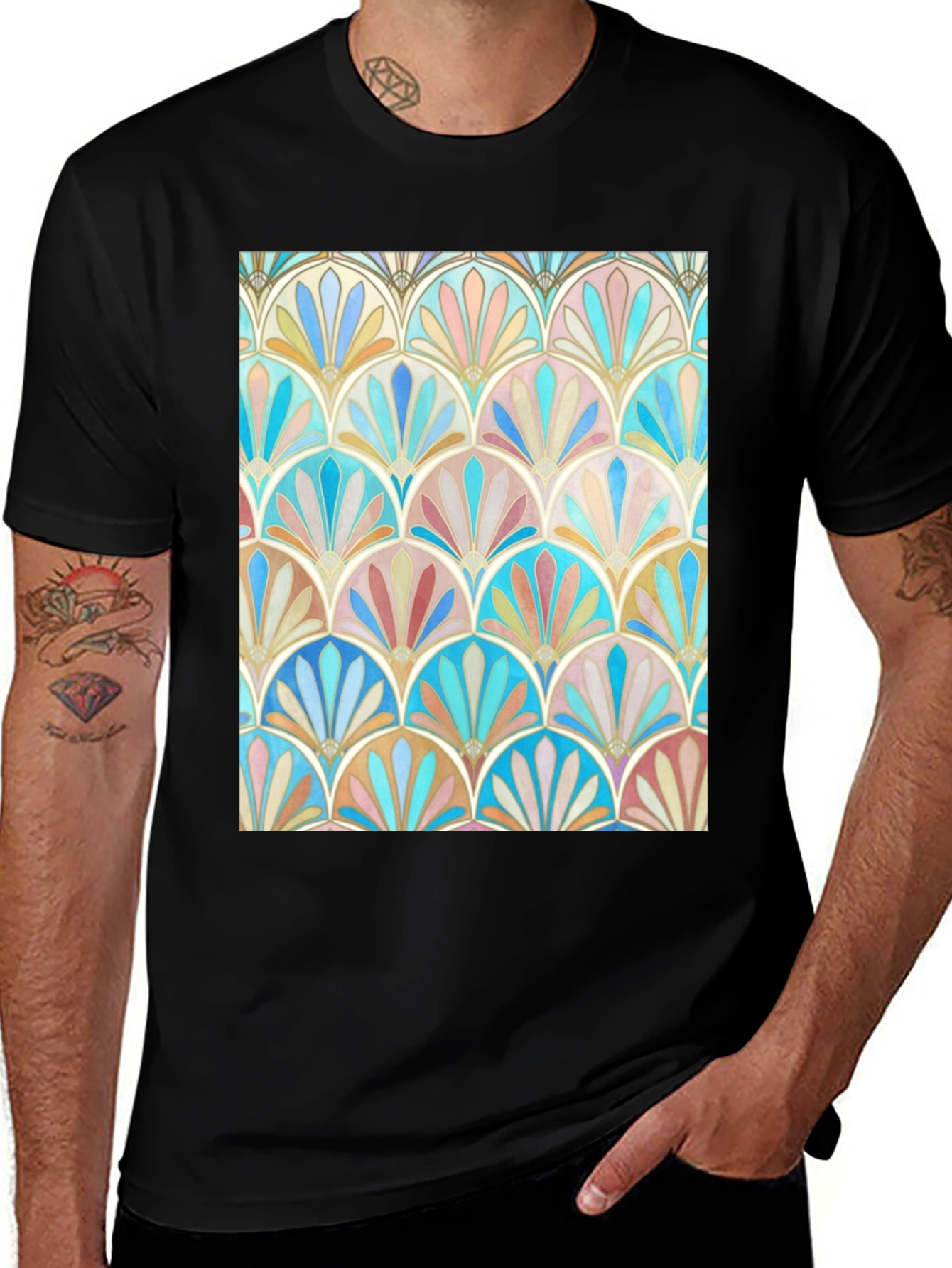 Art Deco Fan Pattern Graphic Tee - Black