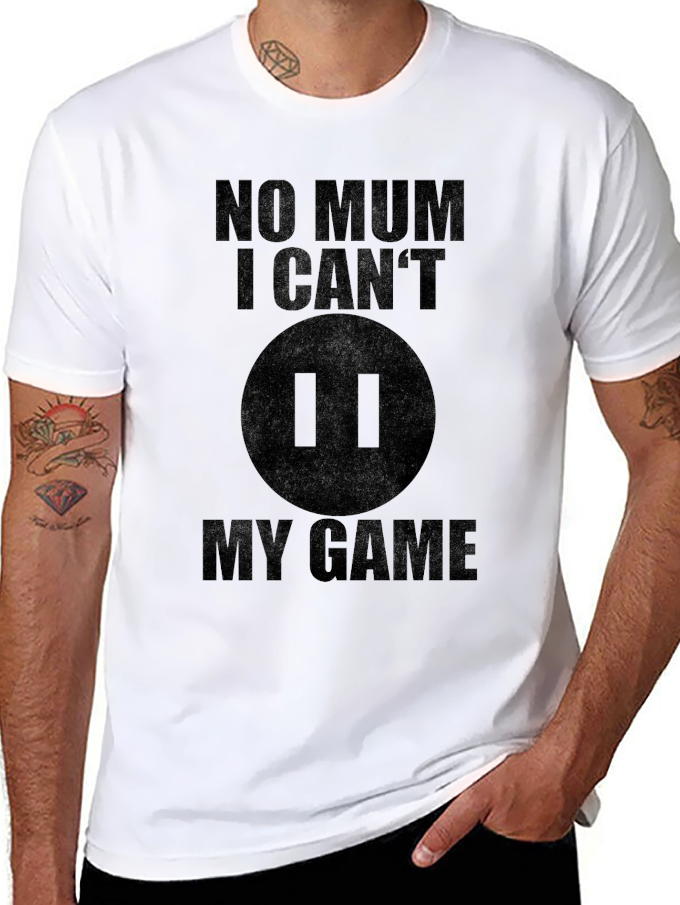 Gamer T-Shirt - No Mum I Cant Pause!