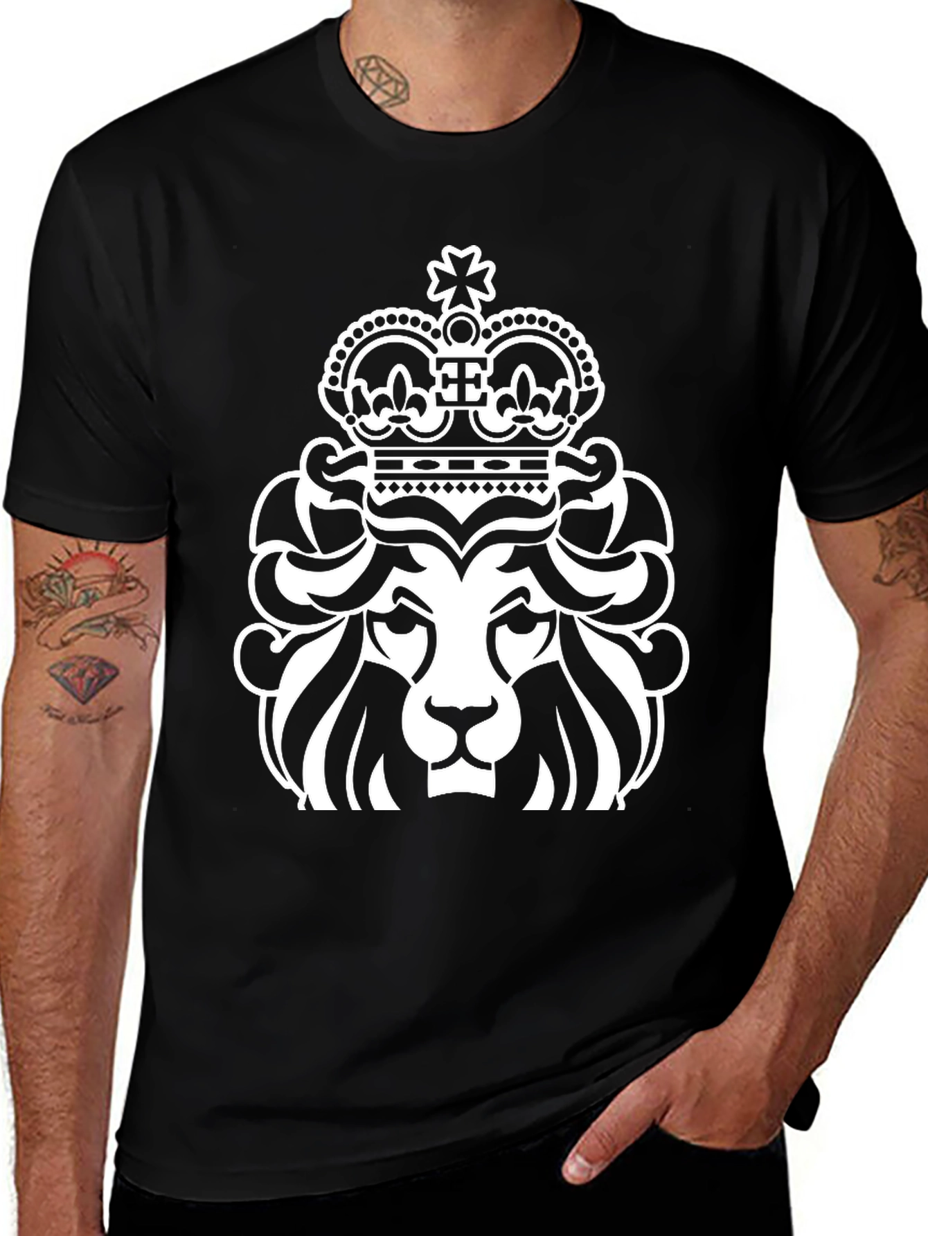 Lion Crown Graphic T-Shirt - Royal Style