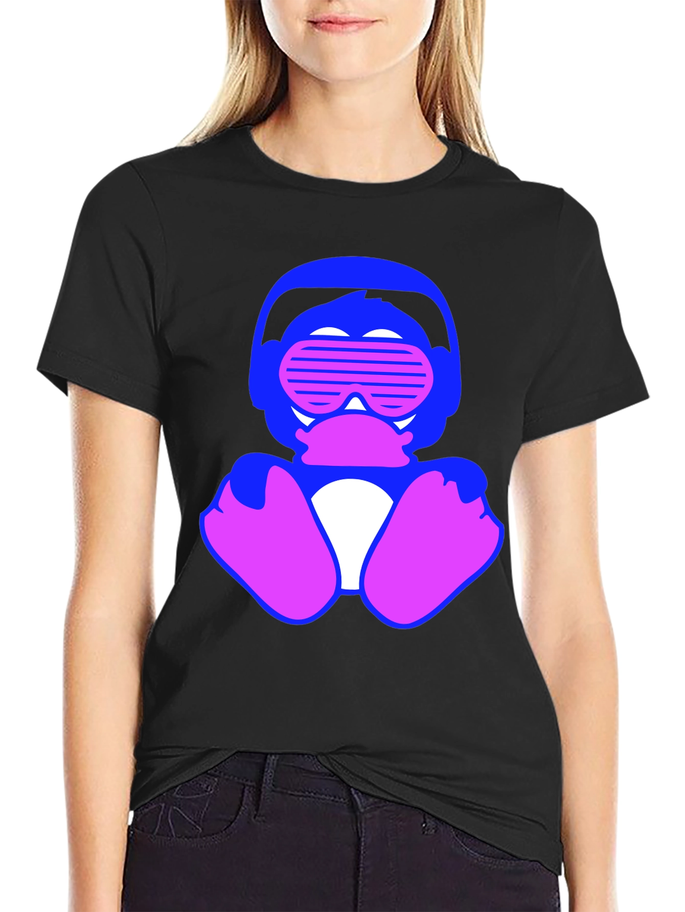 Retro Duck T-Shirt: Blue & Pink Graphic Tee