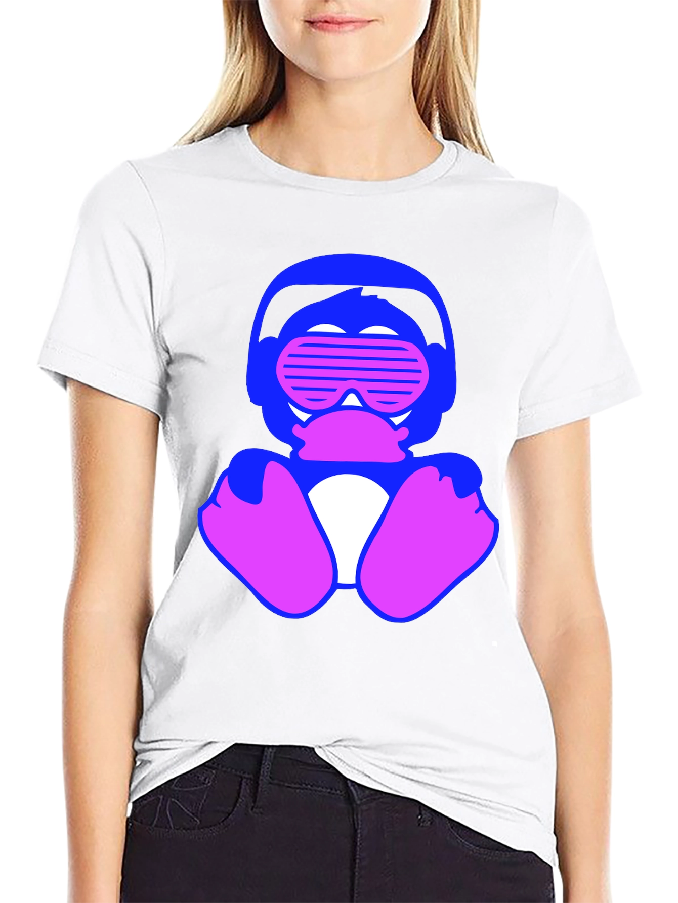 Retro Duck T-Shirt: Blue & Pink Graphic Tee