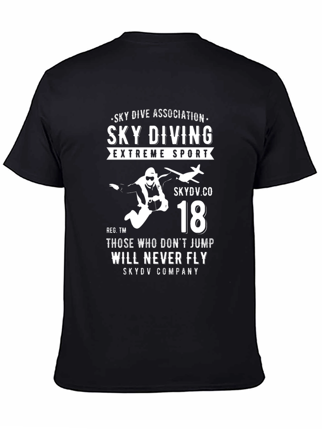 Skydiving Extreme Sport T-Shirt - Fly High