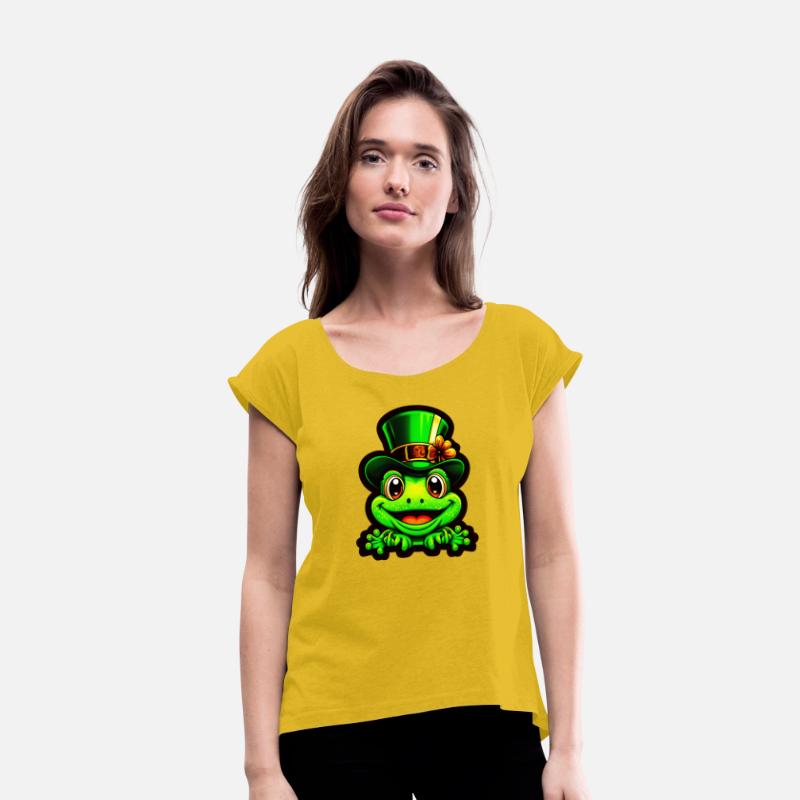 Grinning Frog Wears St. Patrick Day Top Hat