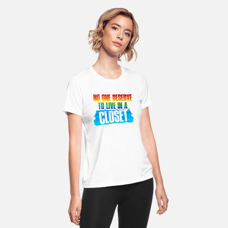 No One Deserve To Live In A Closet