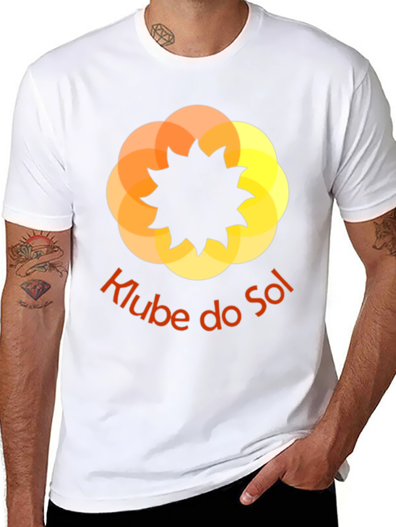 Klub de Sol T-Shirt - Stylish Sun Logo Tee