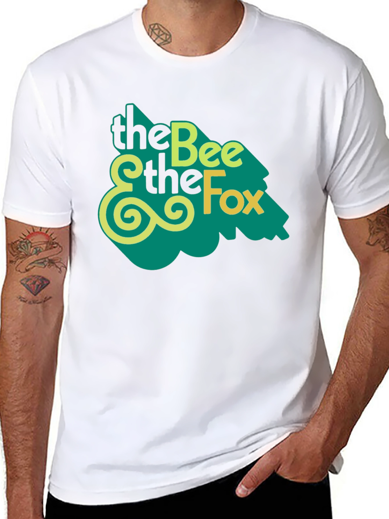 The Bee and The Fox T-Shirt - Black