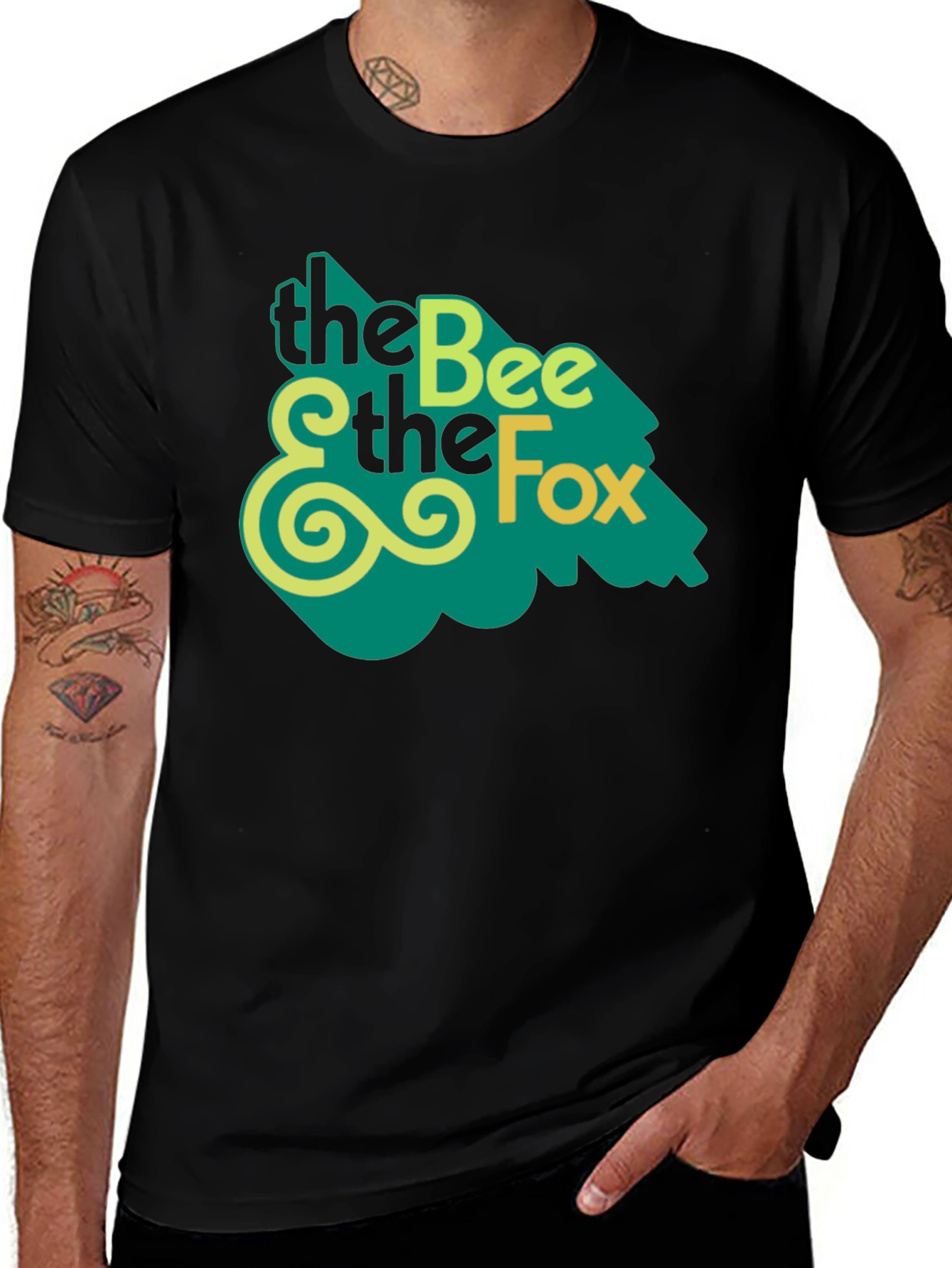 The Bee and The Fox T-Shirt - Black